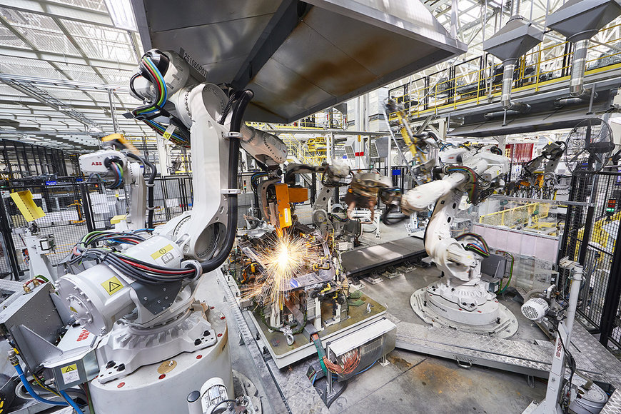 La robotique d'ABB au service du réseau d'usines de véhicules électriques du groupe Renault
